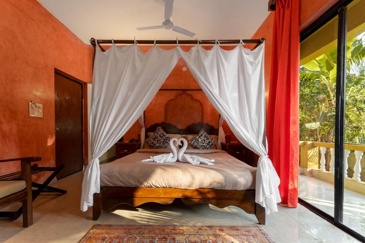 Justa Goa - 80 Steps From 4* Morjim