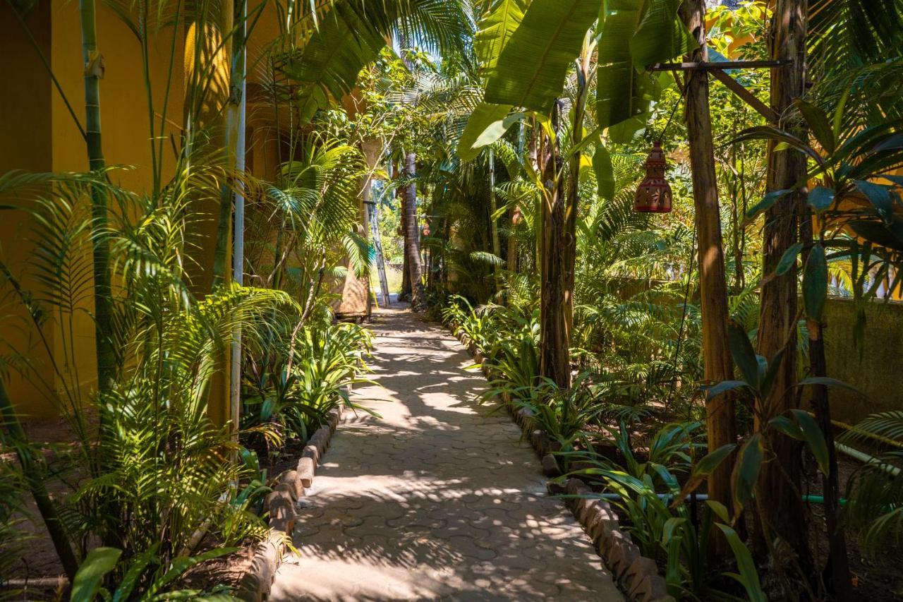 Justa Goa - 80 Steps From